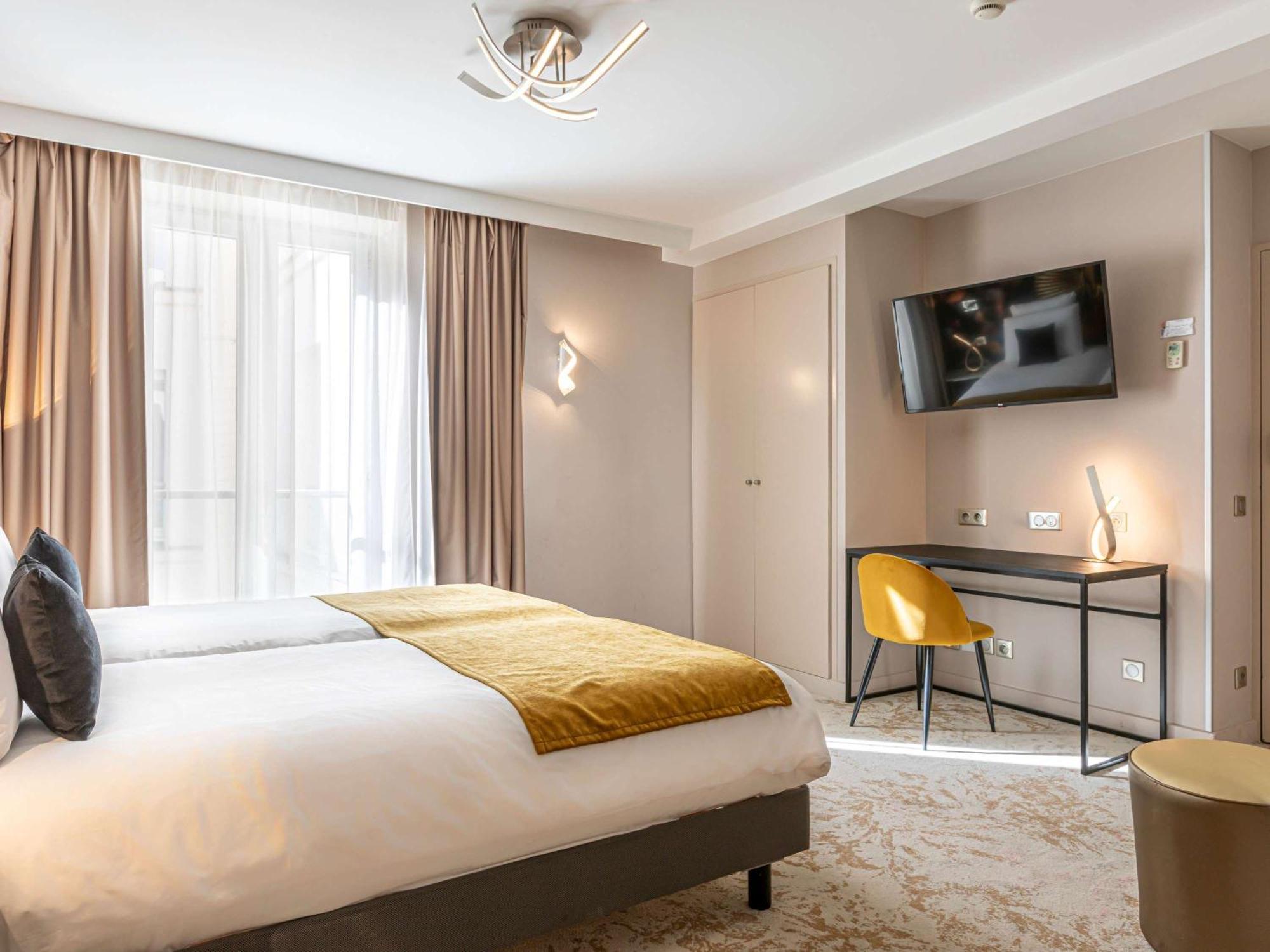 Mercure Paris Place D'Italie Exterior photo